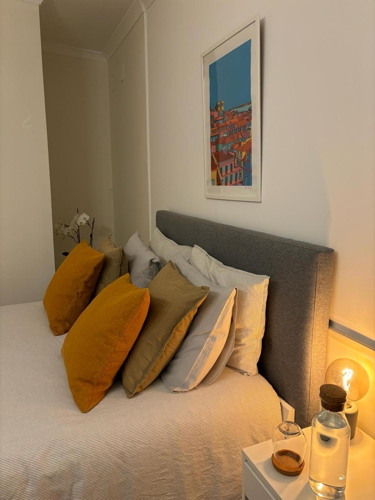 Quarto Com Banheiro Privativo Na Baixa Lisboa Extérieur photo